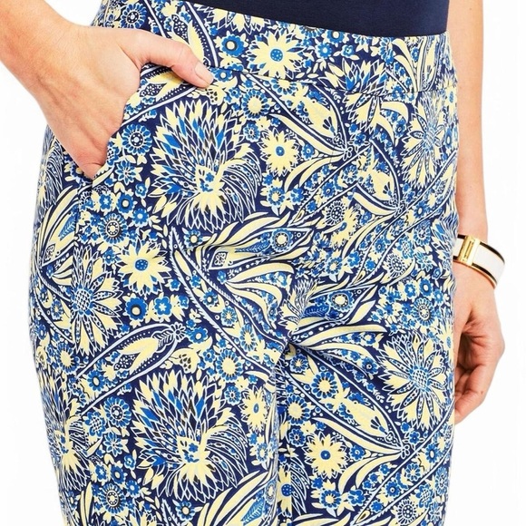 NWT Talbots Scallop Pocket Slim Ankle Pants in Paisley | Size 8 - Picture 1 of 8